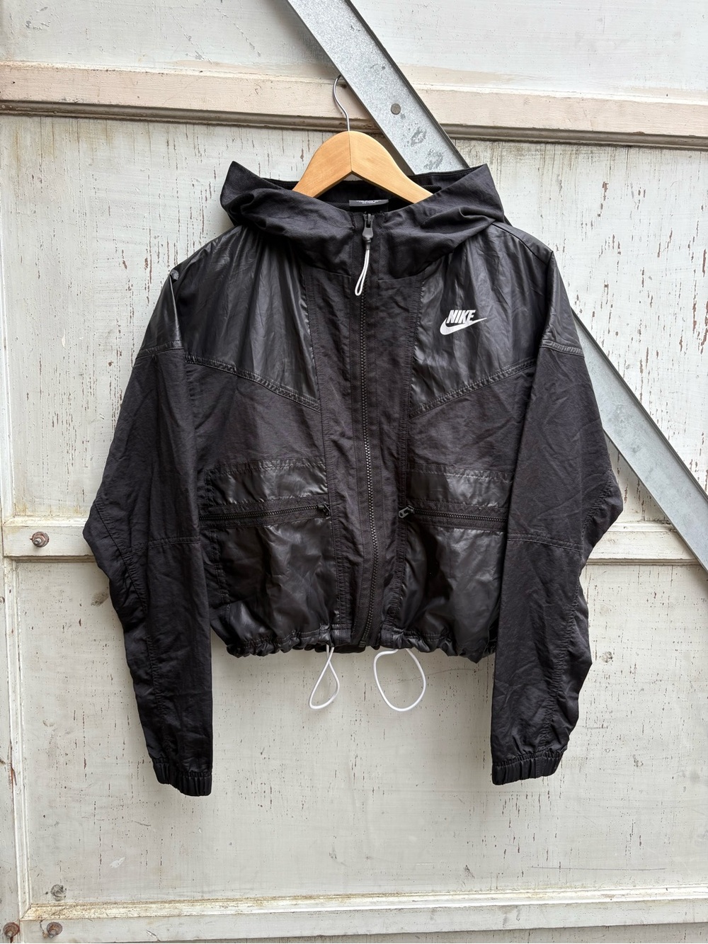 Nike Windrunner Black Cargo Utility Cropped Hooded Bomber Windbreaker Jacket XS